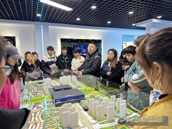 网络安全基地参观学习感悟 从“软件销售”到“全民扫雷”的转型之旅